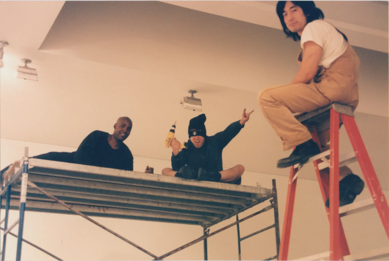 Art Crating warehouse and team