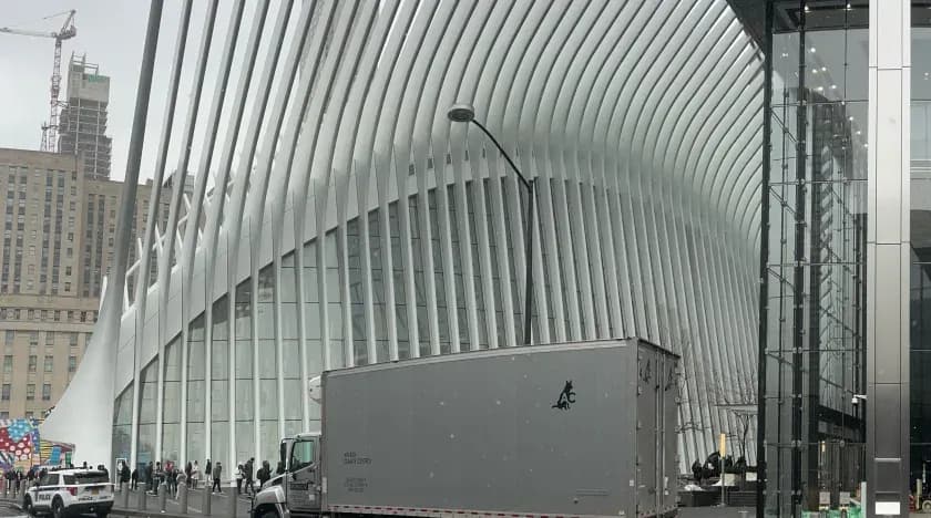 Art Crating fleet of climate-controlled trucks